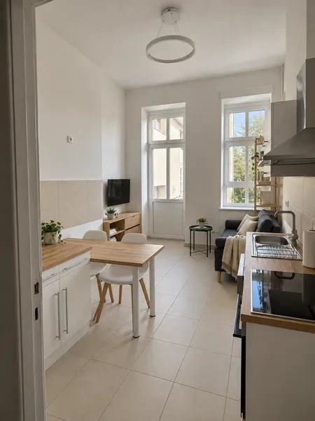 Newly Renovated & Fully Furnished 2-Room Apartment with Balcony | Berlin-Wilmersdorf | All-Inclusive — photo 1